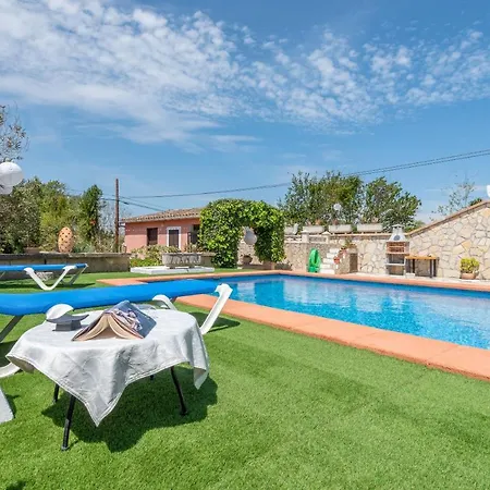 S'hort Villa *